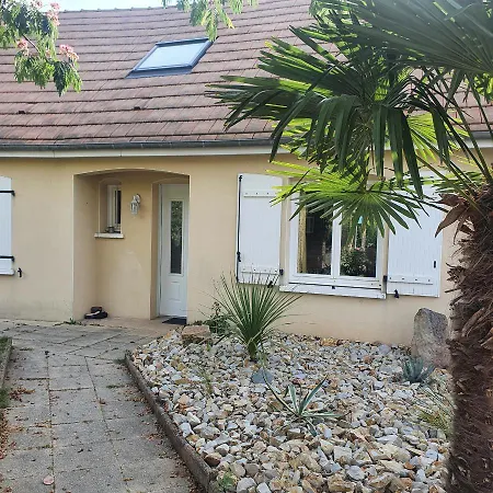 Maison Familliale A La Campagne A 15 Min Du Mans *