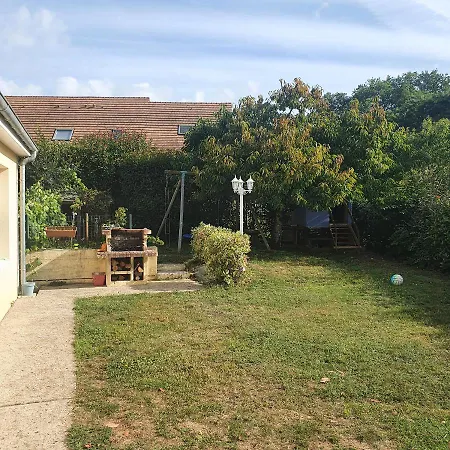Maison Familliale A La Campagne A 15 Min Du Mans